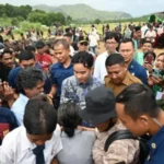 Wapres Gibran Serahkan Bantuan Pertanian di Sikka