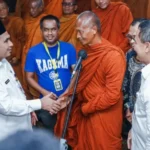 Luthfi-Yasin, Sambut Hangat Bhikku Thudong,