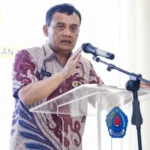 Keliling Brebes, Ahmad Luthfi Cek Layanan Speling Hingga Salurkan Bantuan Keuangan 
