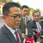 Menlu RI: Evakuasi WNI di Iran Hanya Bisa Lewat Jalur Darat