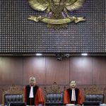 MK Tolak Uji Materi Syarat Capres hingga Cakada Wajib S-1