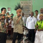 Wapres Gibran Hadiahi Sepeda untuk Siswa Papua yang Pandai Berhitung Metode Gasing