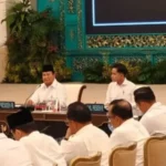 Prabowo Pimpin Sidang Kabinet, Ajak Doa untuk Korban Banjir dan Longsor di Sumatera