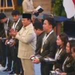 Prabowo Serahkan Bonus SEA Games 2025 kepada Delapan Atlet Perwakilan