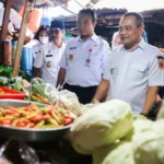 Kembali Pantau Pasar Tradisional, Gubernur Ahmad Luthfi Pastikan Harga Pangan Masih Terkendali