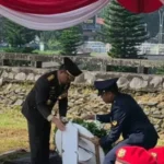 Panglima TNI Pimpin Pemakaman Mayor Zulmi Aditya Iskandar di TMP Cikutra