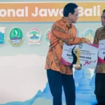 Ahmad Luthfi Antarkan Jawa Tengah Raih Penghargaan Pengendalian Inflasi dari Kemendagri