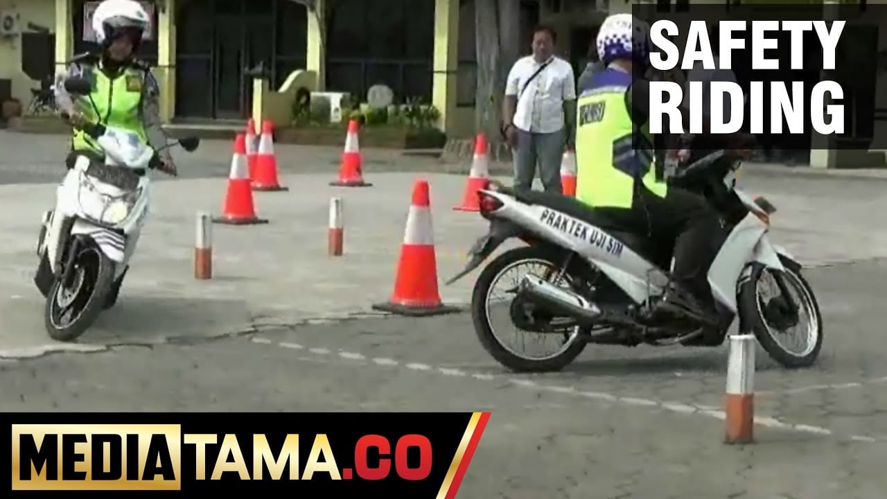 VIDEO: Saat Satlantas Polres Demak Ikuti Pelatihan Safety Riding