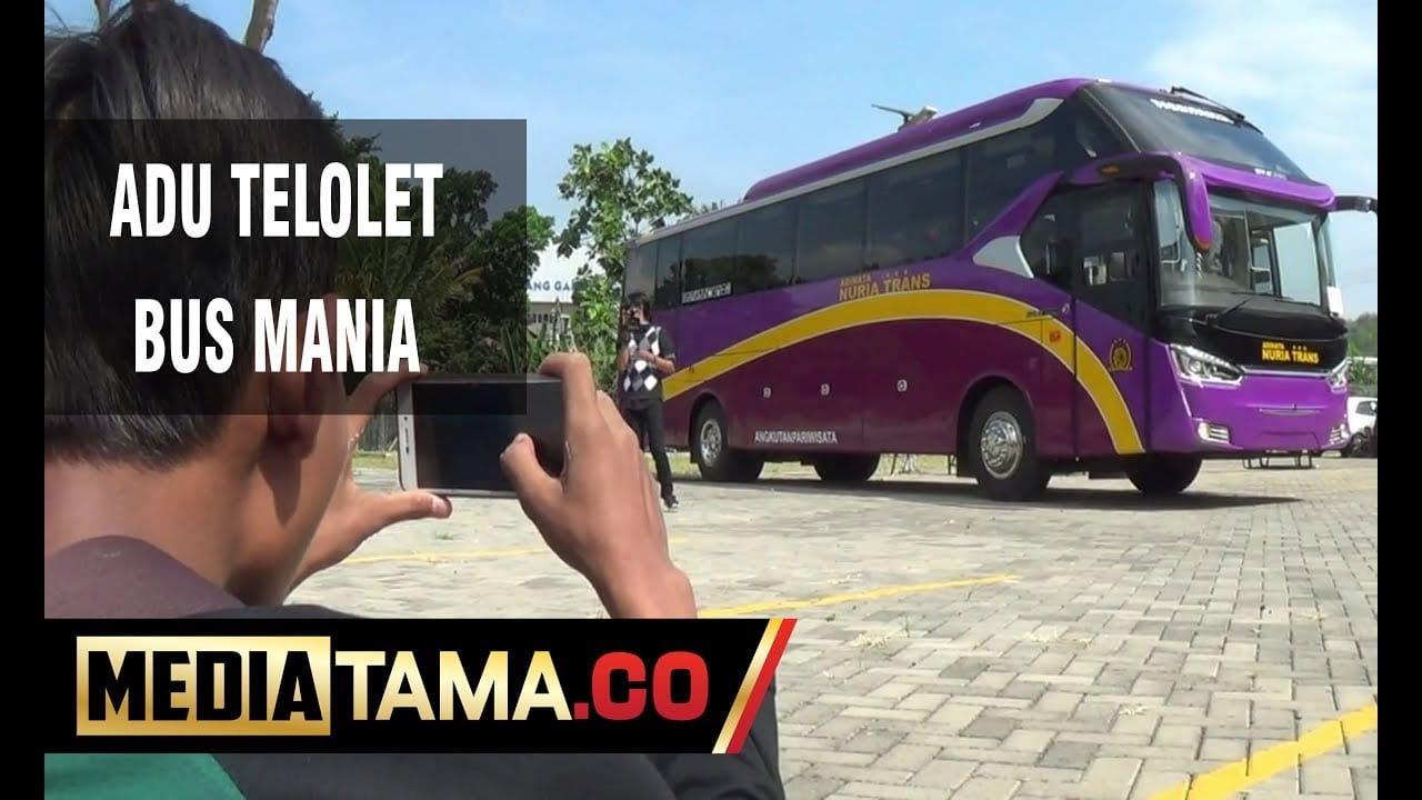 VIDEO: SERU!!! Adu Telolet Bus Pariwisata