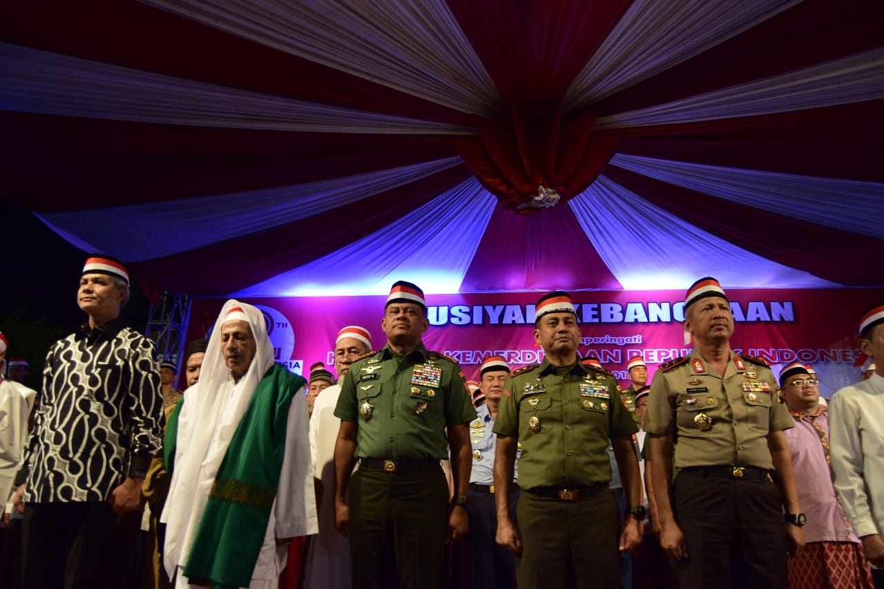FOTO: Jenderal Gatot Hingga Habib Lutfi Hadiri Tausiyah Kebangsaan di Semarang