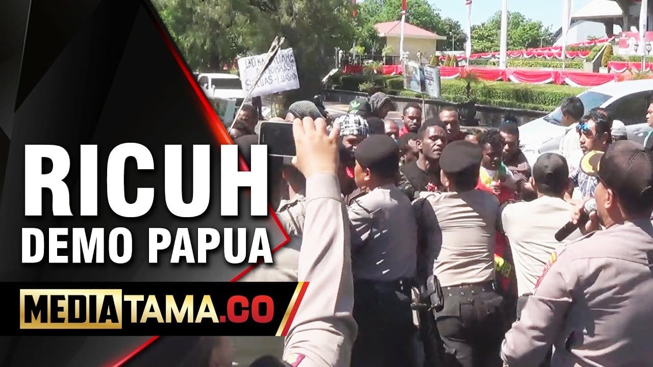 VIDEO: Ricuh, Demo Remaja Papua di Semarang Dibubarkan Polisi