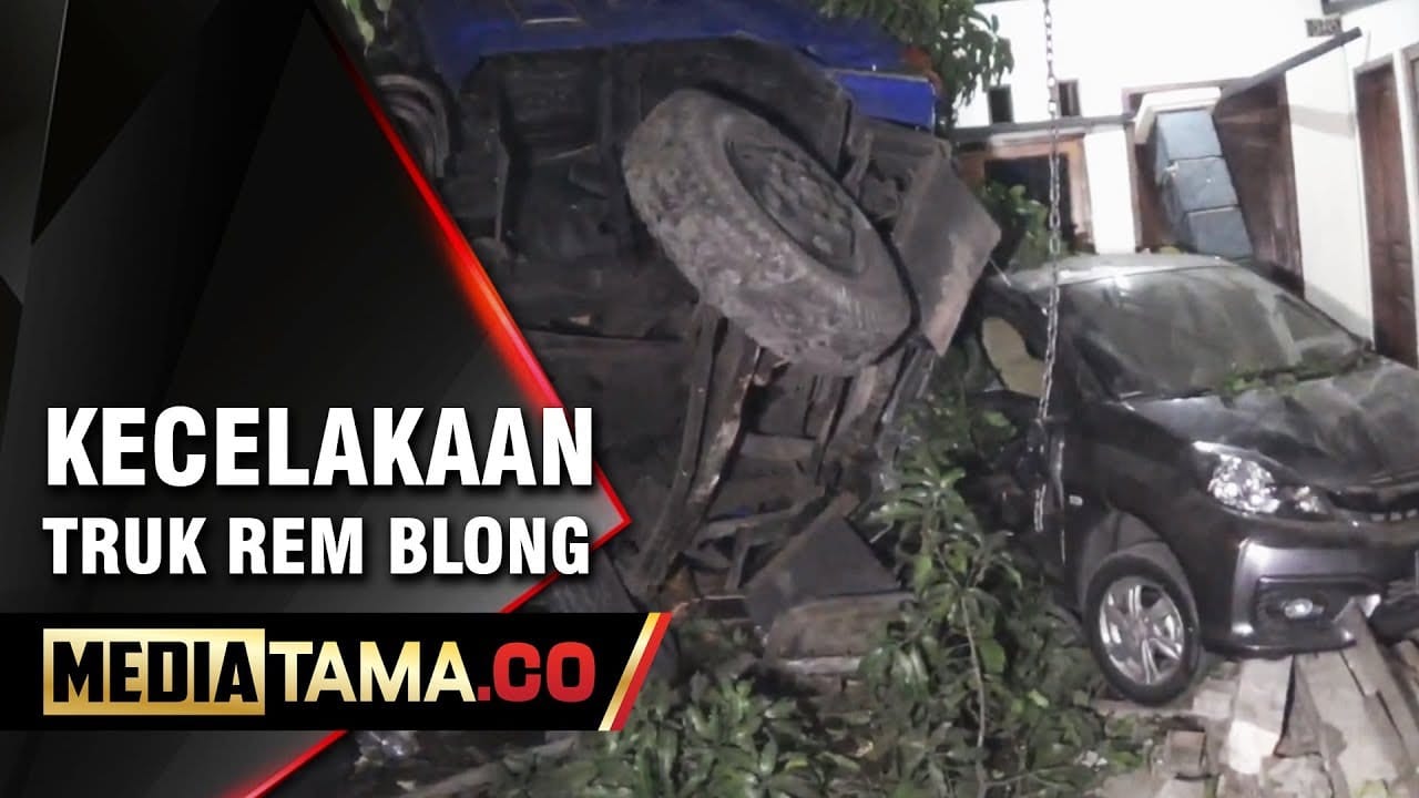 VIDEO: Rem Blong, Truk Pengangkut Bir Tabrak Rumah di Semarang