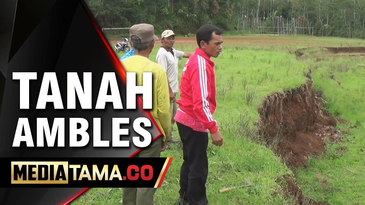 VIDEO: Bencana Tanah Ambles, Warga Minta Pemkab Semarang Ratakan Lapangan