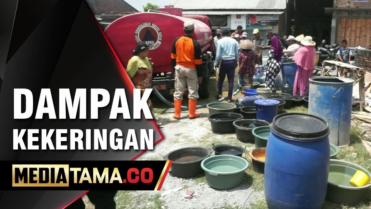 VIDEO: Kemarau Panjang, Warga Demak Berebut Droping Air Bersih