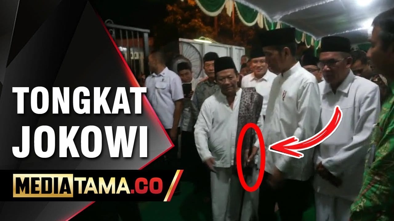 VIDEO: Jokowi Dihadiahi Sebuah Tongkat Oleh Mbah Munif Mranggen