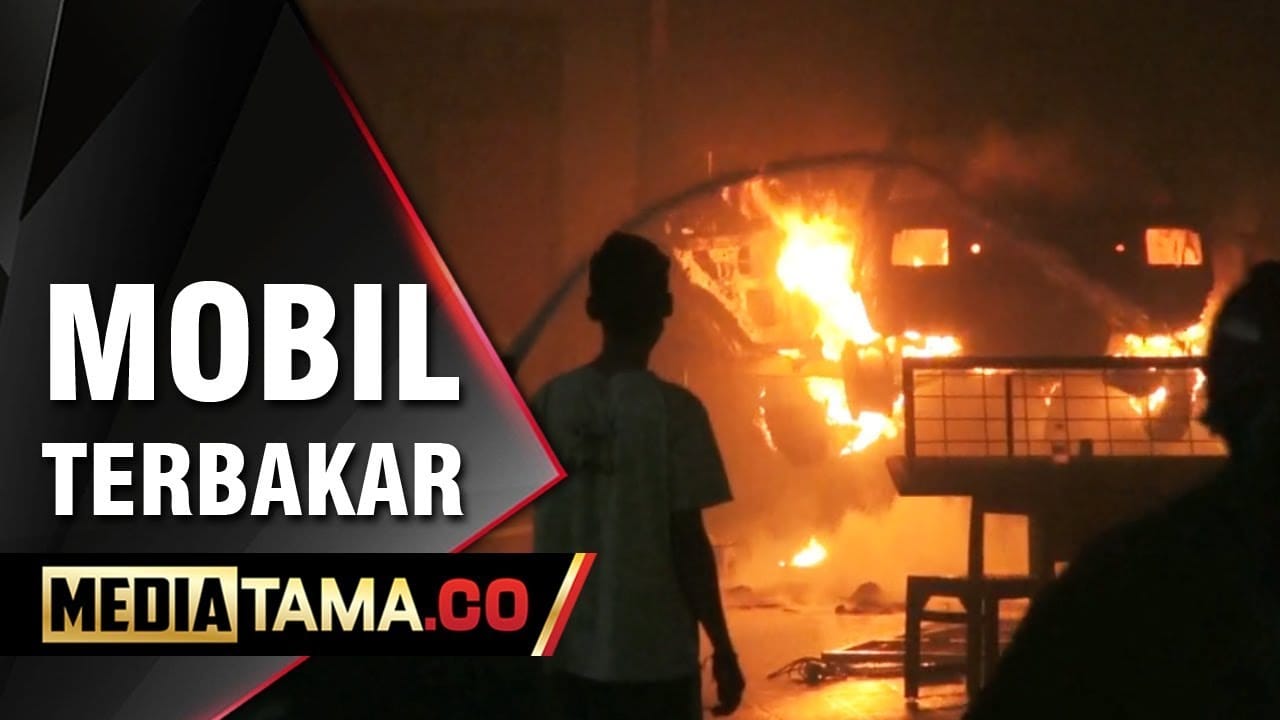 VIDEO: Detik-detik Mobil Terbakar di Bengkel SMK N 3 Semarang