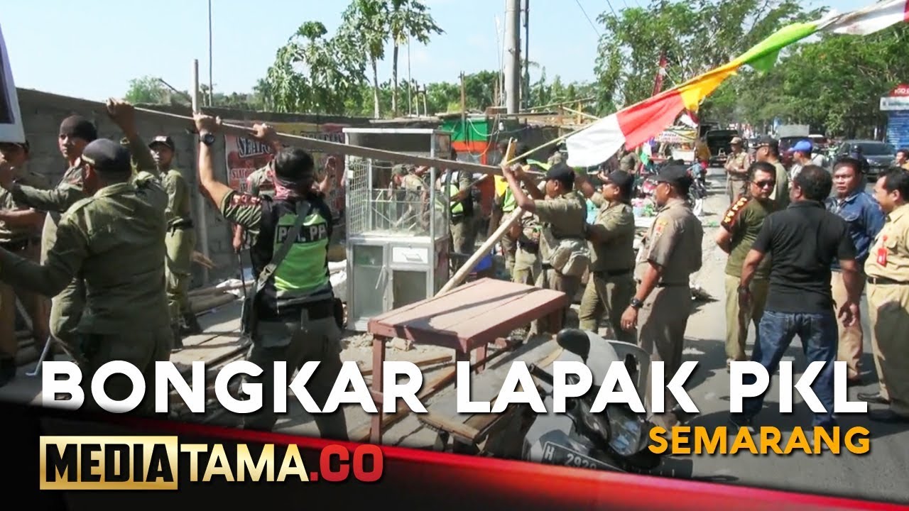 VIDEO: Satpol PP Semarang Bongkar Paksa Puluhan PKL